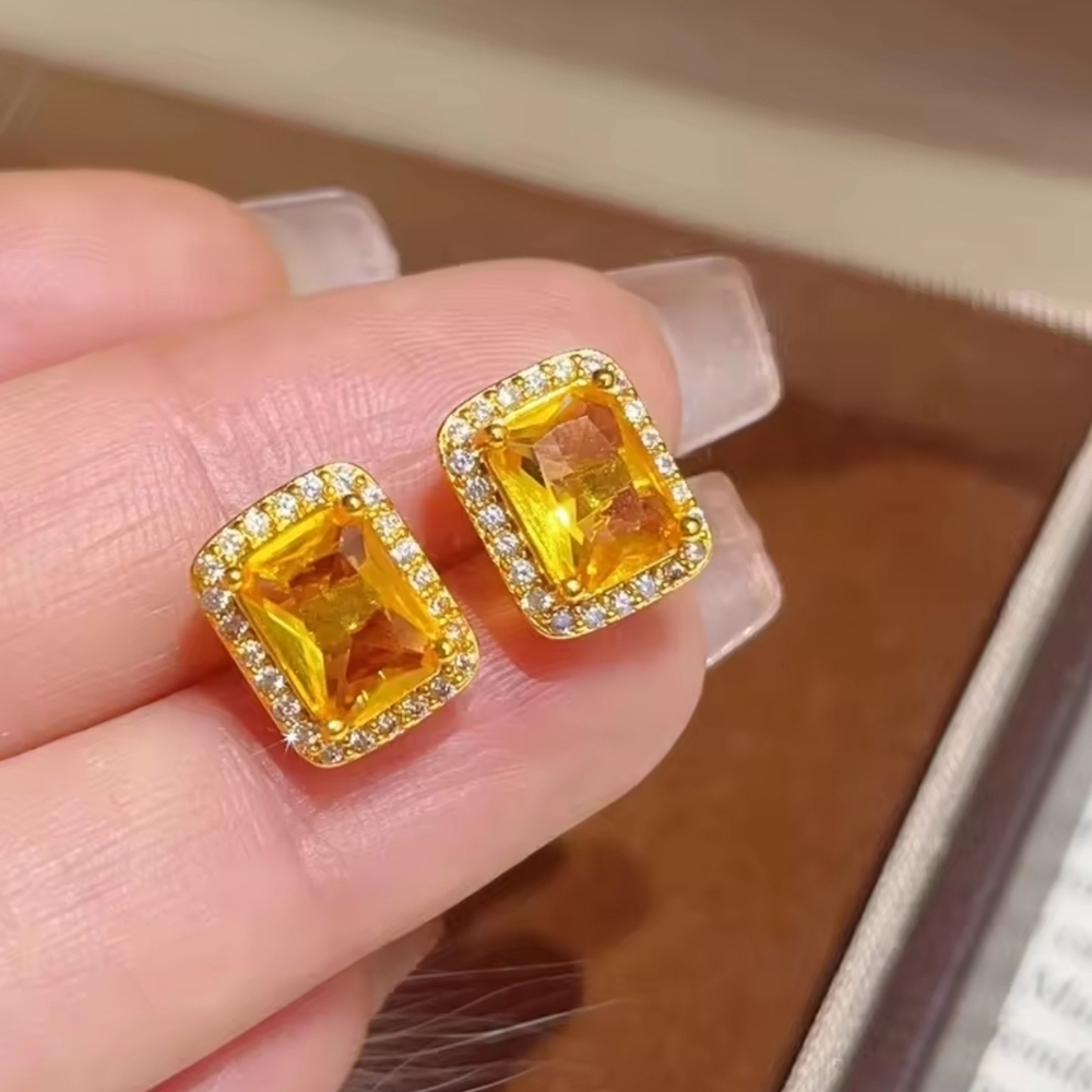Yellow Gemstone Earrings - Picture 8 of 8